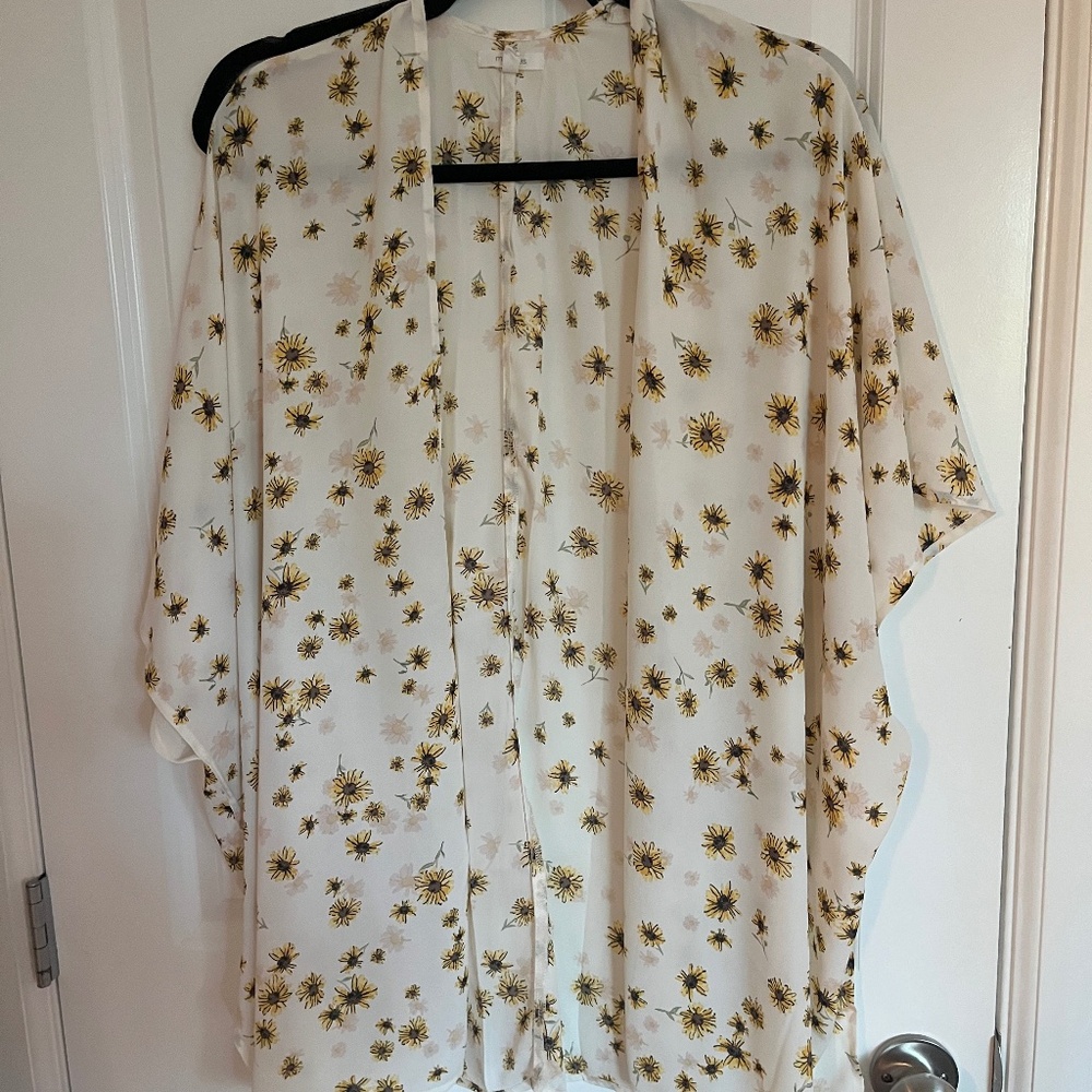 Maurices sunflower blouse shawl